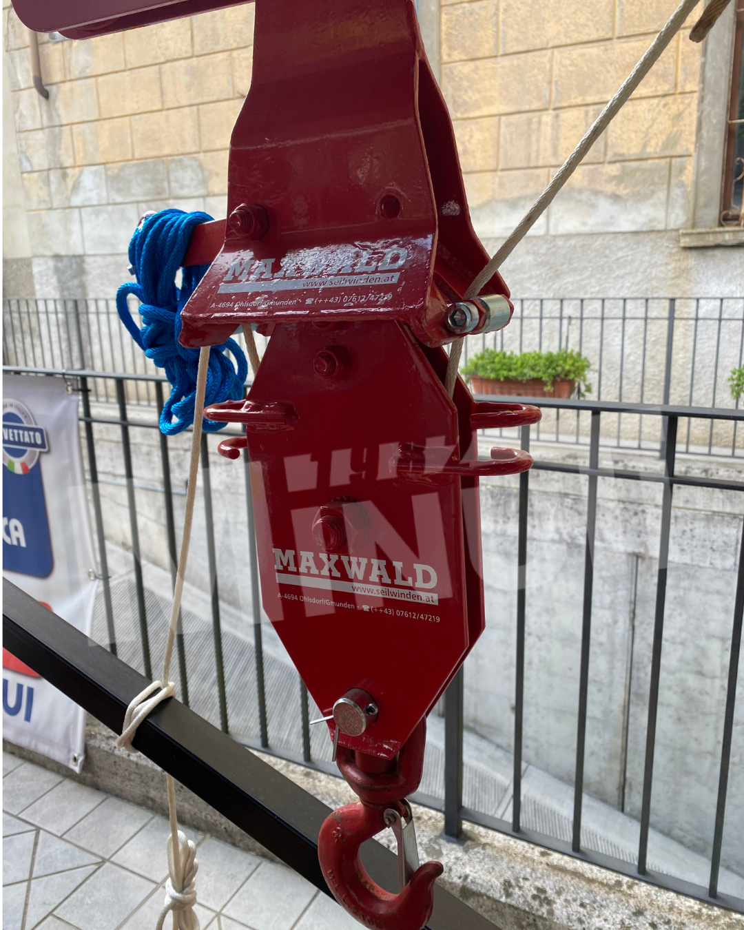 Dettaglio del pescante discesa telefertica axwald