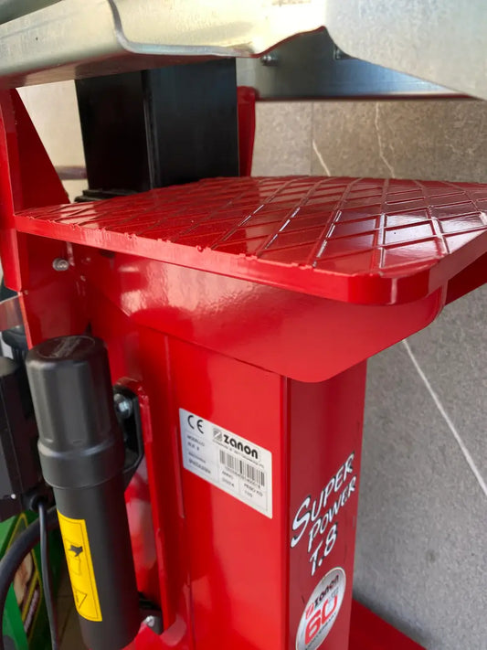 dettaglio piano di spacco legna zanon